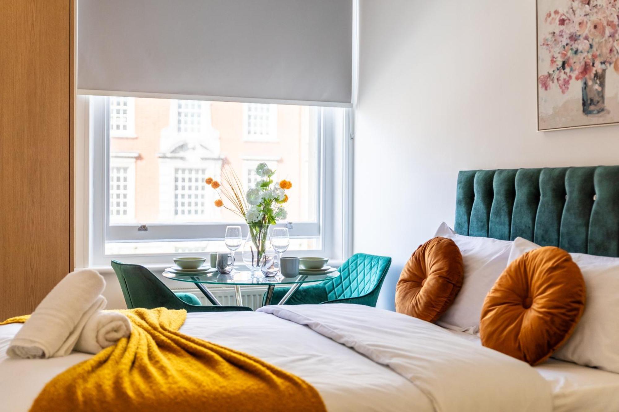 Clarges- Hsk Suites London Exterior photo